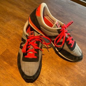 New Balance Striped 410